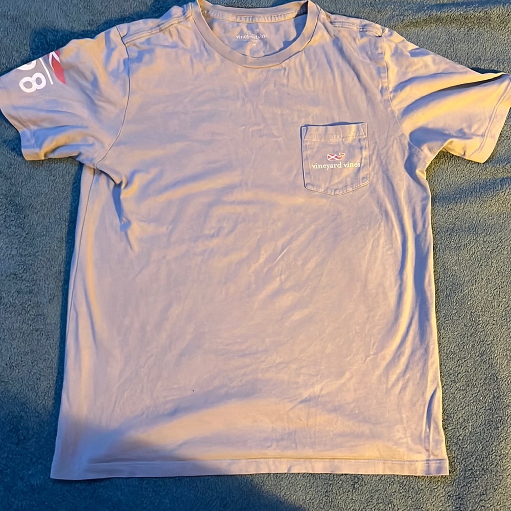Boys medium Vineyard vines shirt